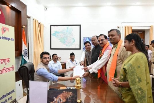 नागपूर विधान परिषद पोटनिवडणुकीसाठी डॉ.राजीव पोतदार यांचा उमेदवारी अर्ज दाखल