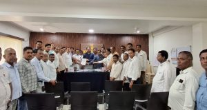 शेतकऱ्यांना अटी-शर्तीविना सरसकट कर्जमुक्ती द्या – काँग्रेसची मागणी