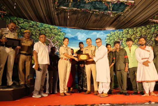 सावनेर पोलिसांच्या पुढाकारातून ‘लाल विधानाला उत्तर ! संविधान’ नाटकाचा प्रभावी प्रयोग