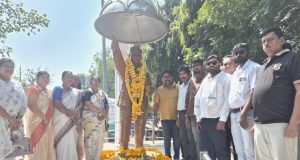 सावनेरमध्ये राष्ट्रवादी काँग्रेस (अजित पवार गट) तर्फे धर्मचक्र परिवर्तन दिनानिमित्त डॉ. बाबासाहेब आंबेडकरांना अभिवादन